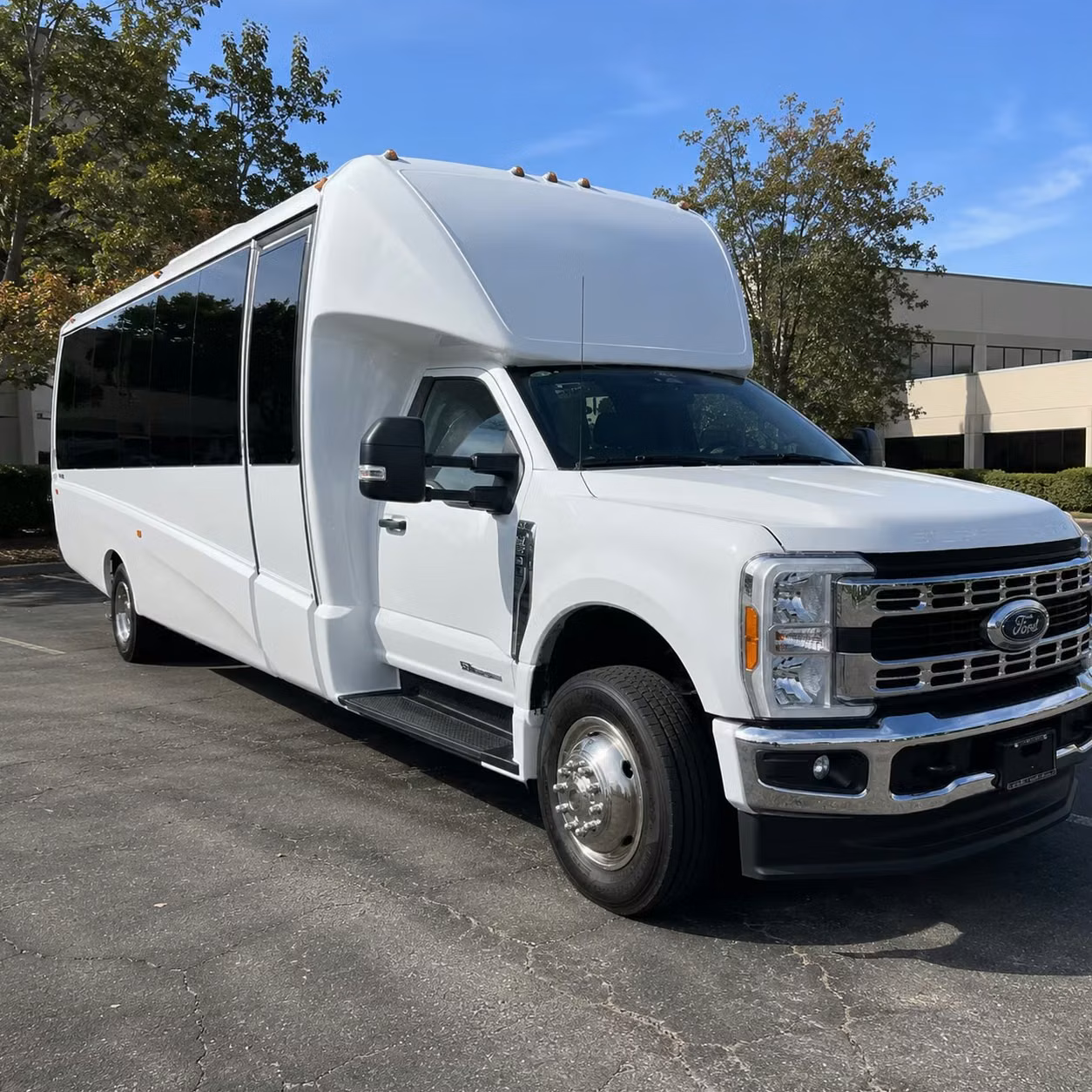 15 passenger minibus